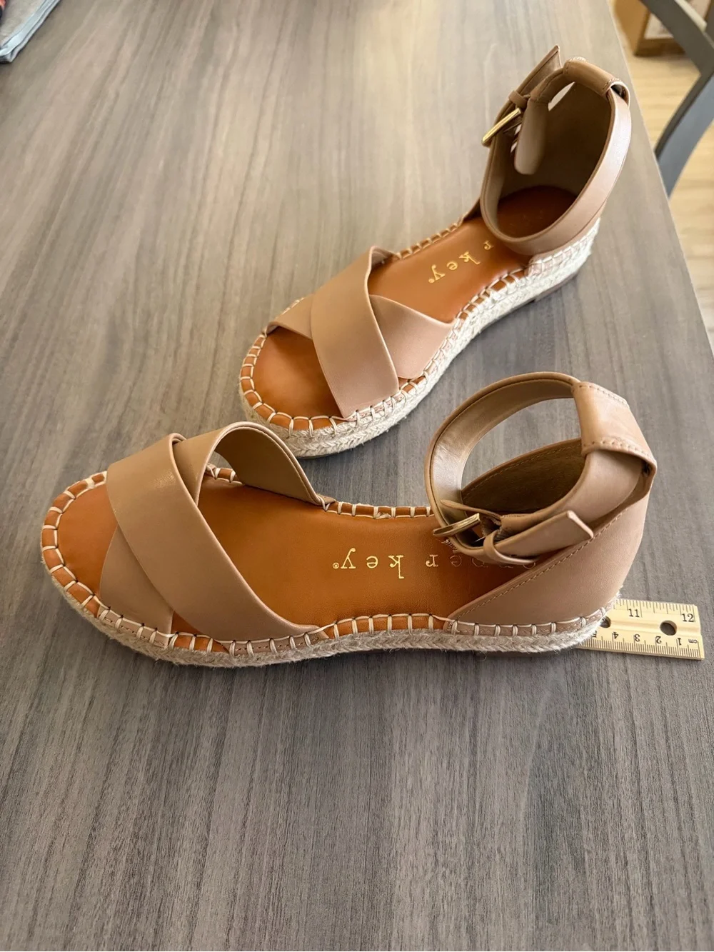 Copper Key Women's Nude Tan Cross-Strap Ankle Buckle Espadrille Sandals 9.5